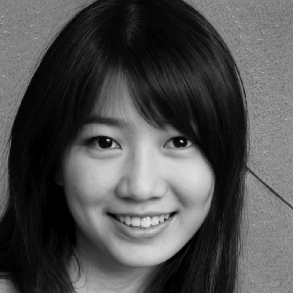 Risk analyst Anouk Verbeke leading quantitative finance course